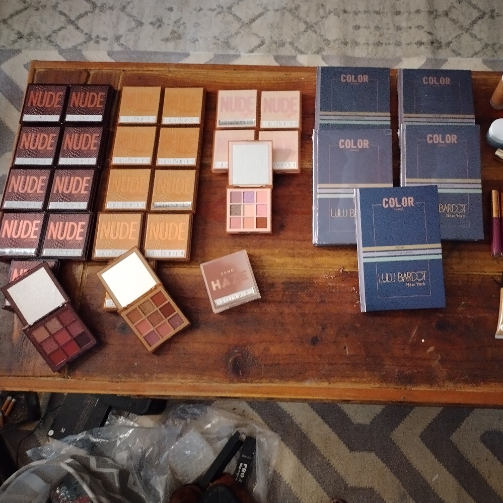 Makeup palletts